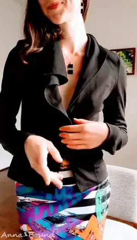Yes, I'm the boss...but I can't stop thinking about being bent over my desk and used