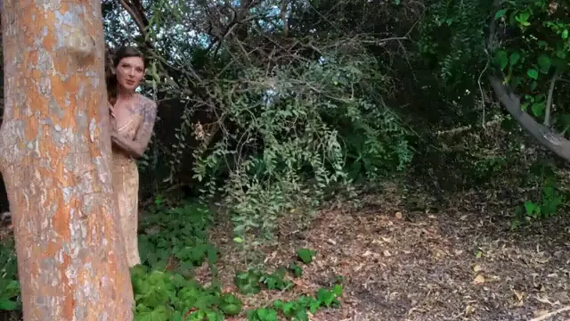 Elf girl gets off