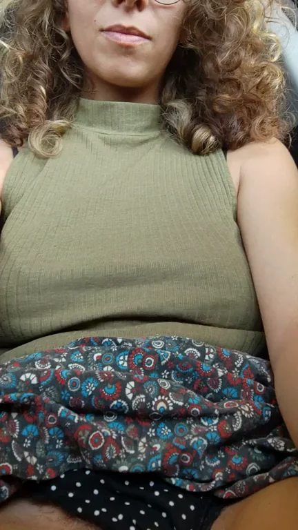 🔥 Gas Station Slut Begs: Fuck Me Hard in the Backseat! 😈💦