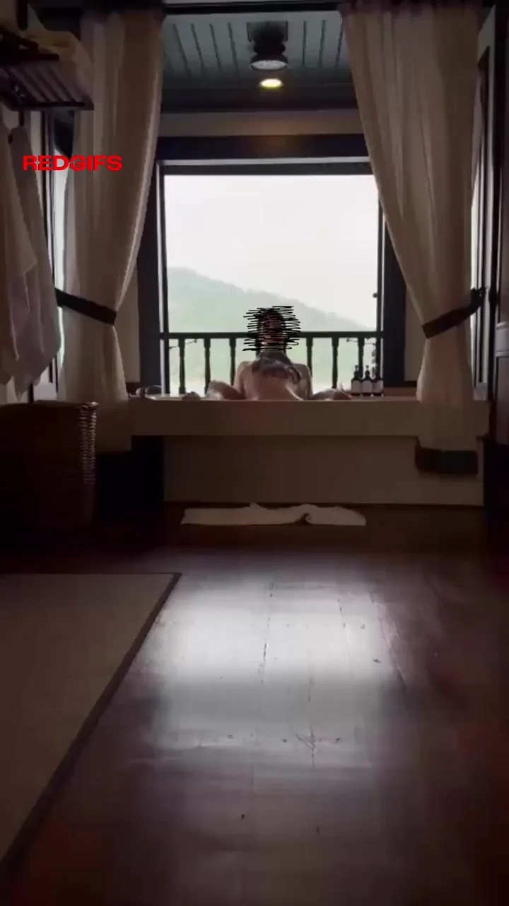 Bathtub and holiday BJ (OC)