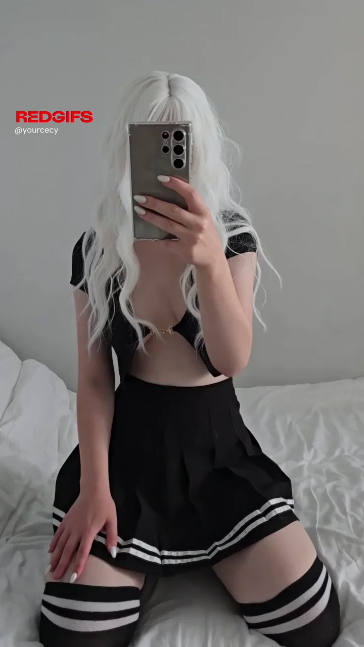 Petite Schoolgirl Genie Grants Your Wish: Three Dripping Teases^^