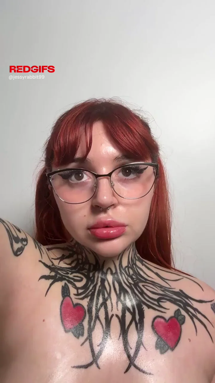 🔥 Curvy Oiled Goth Redhead Sucks Your Soul Thru Her Thick Thighs & Juicy Pussy 💀🍆