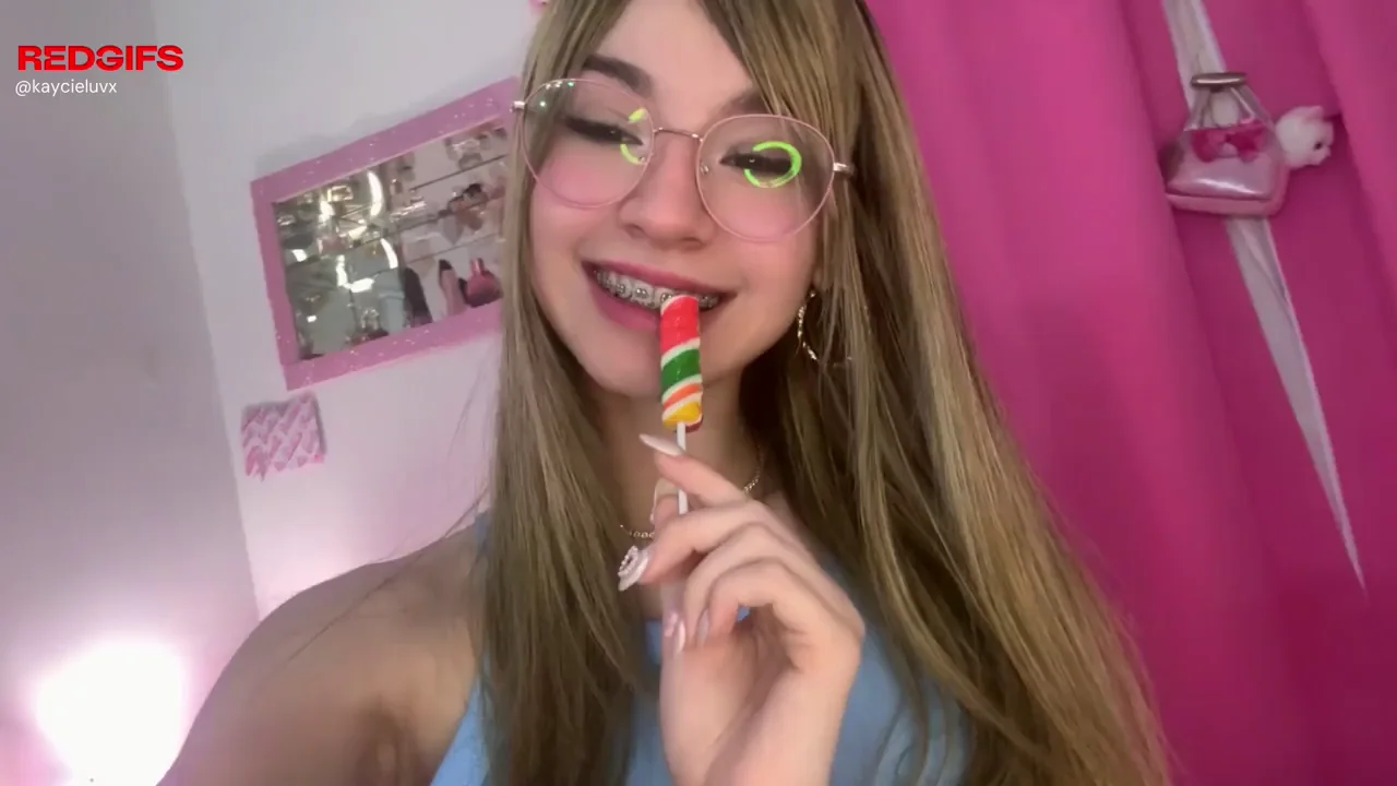 Would u let a latina girl lick it? :p