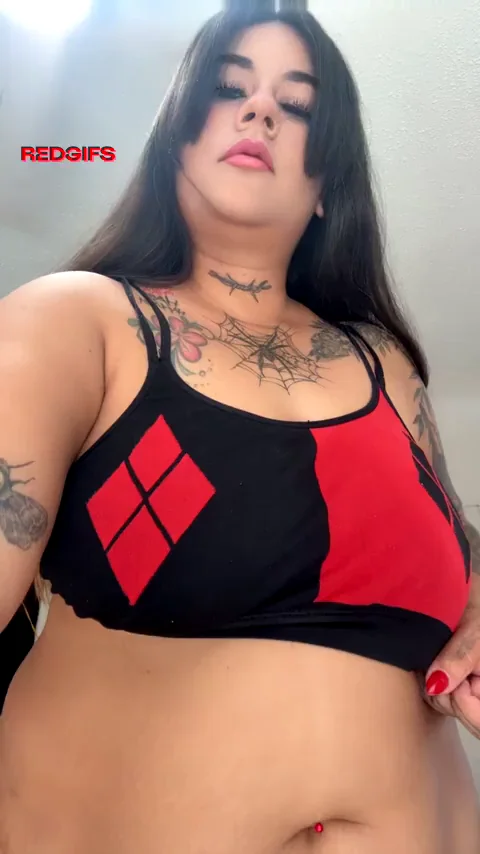 Gobble My Jiggly Belly & Suck These Fat Mommy Tits 😈🍈🍈