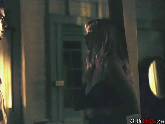 Ana de Armas nude in sergio