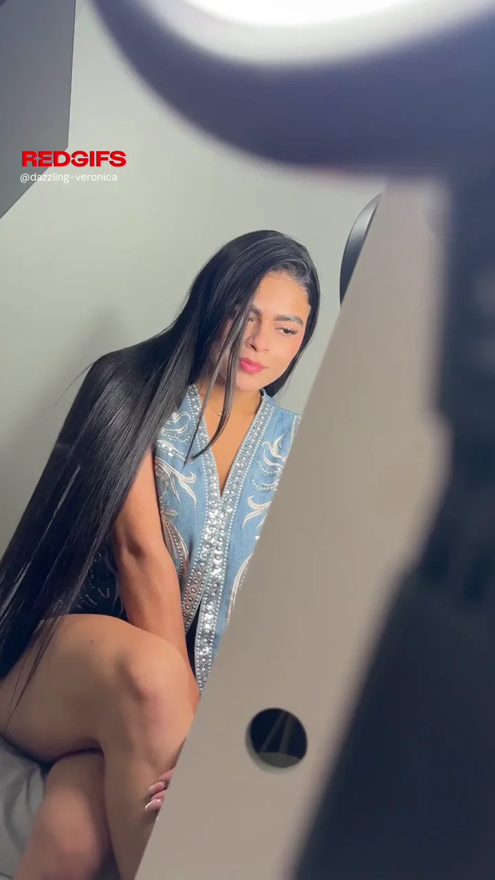 These Massive Tits Make Cardio a Workout 💦🍈🍈
