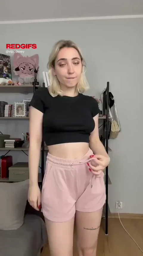 Petite Cutie Asks: Fuckable Enough? 🍑💦