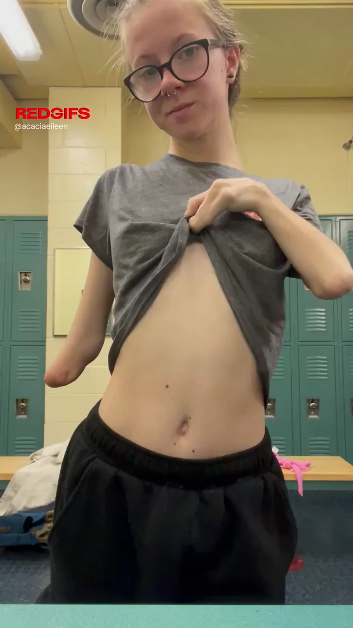 no other tits to stare at in the locker room so I just had to show you mine