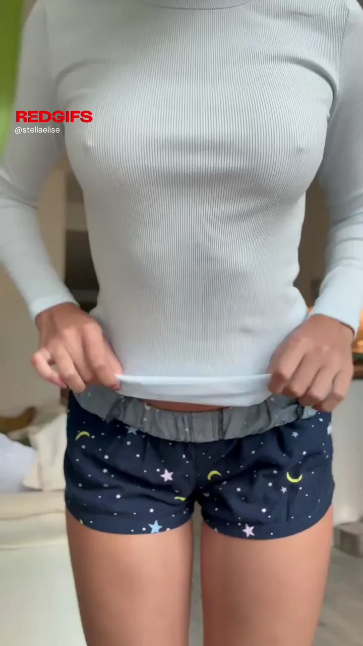 Pajama pokies looking at you