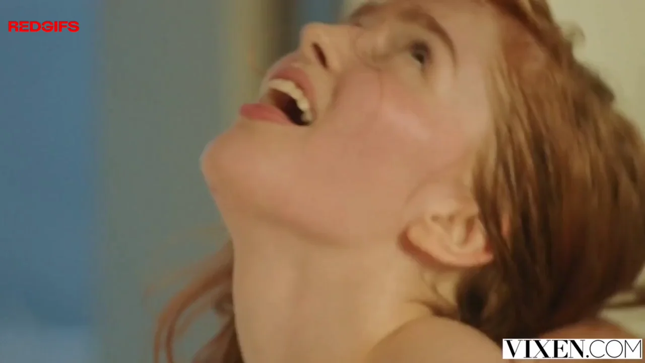 [Jia Lissa] The Eye contact during pronebone