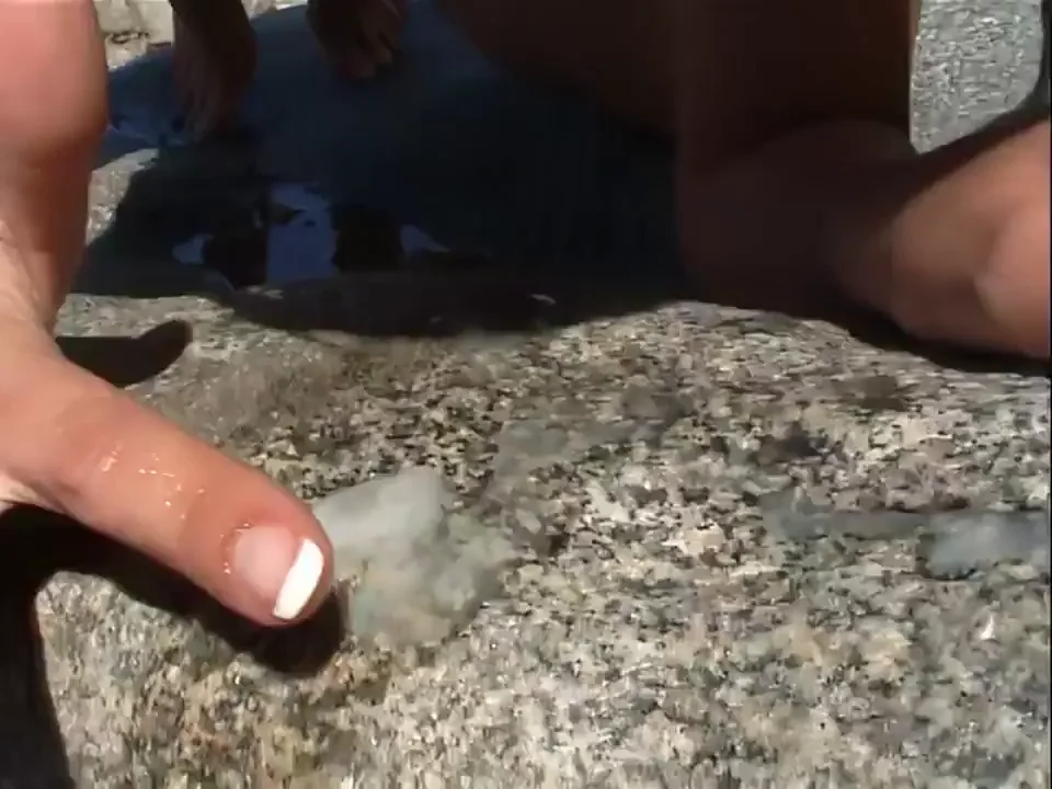 Sizzlin' Jizz on Hot Rocks