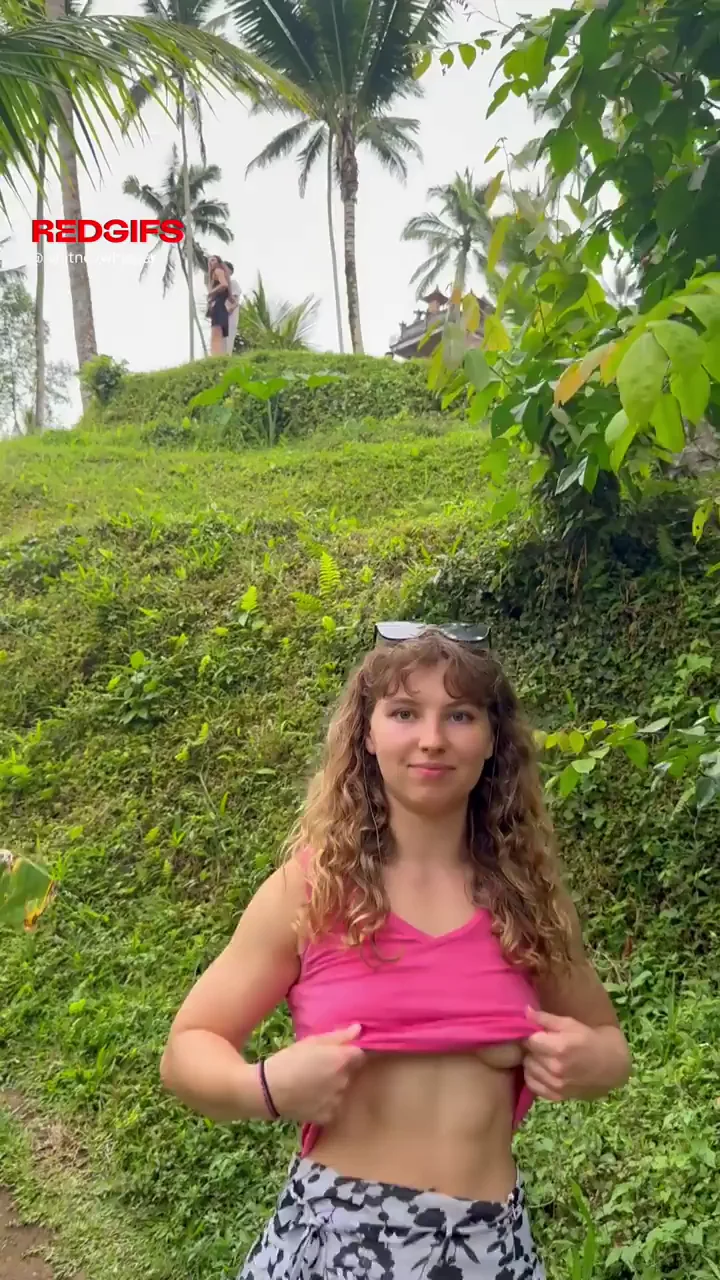😈 Tourist Slut Flashes Tits in Jungle Paradise 🌴🍈