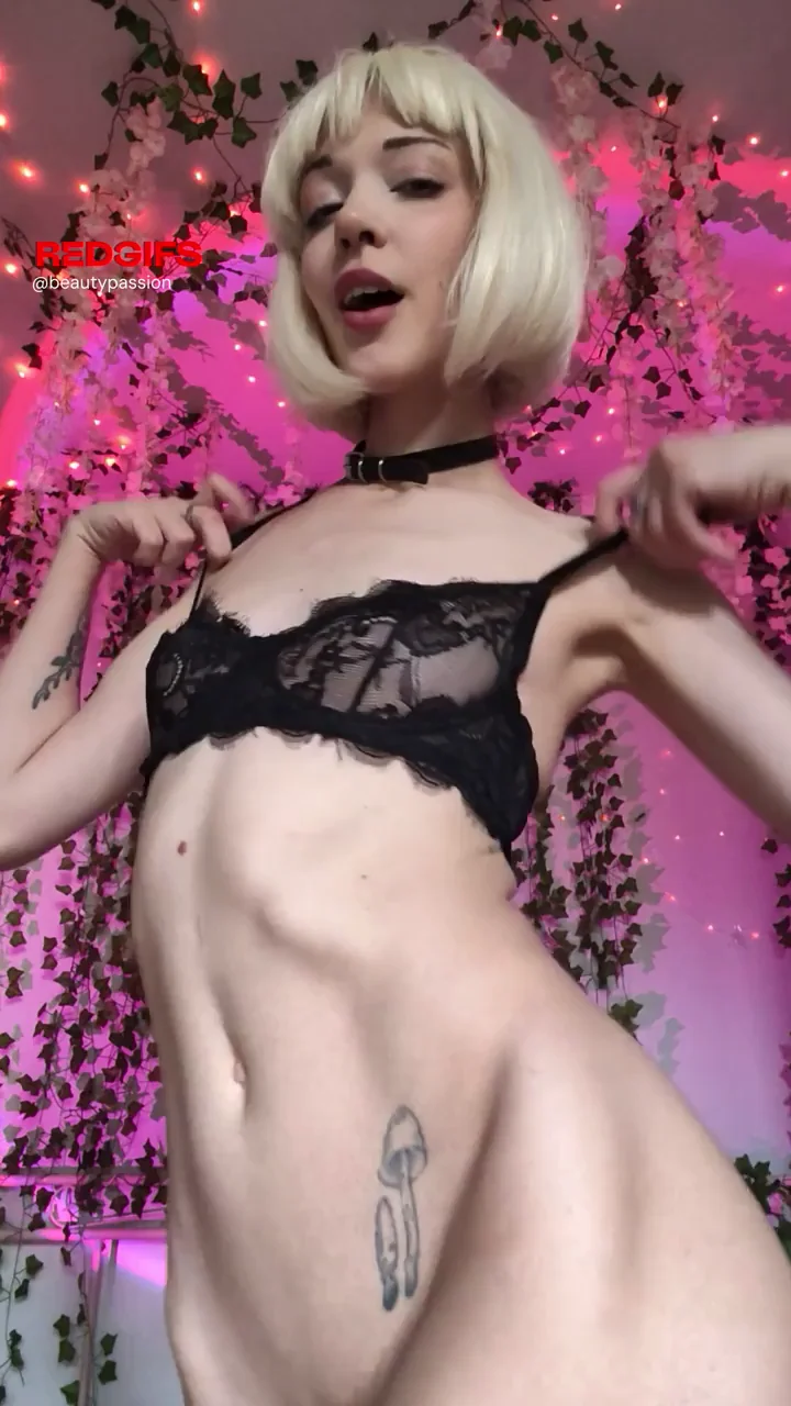 Flat chest worthy to be sexy trophies