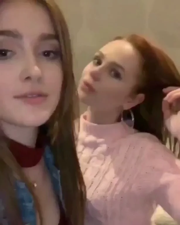 🔥 Jia Lissa & Ella Hughes Redhead Kiss Fest 💋👅