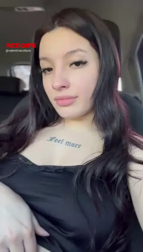 Public Slut Flashes Massive Tits in Car for Attention 😈🍈🍈