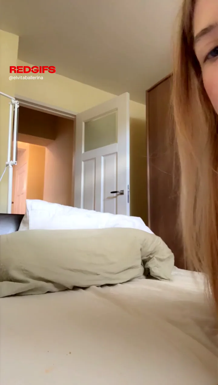 Wanna Pound My Tight Asian Teen Body Raw? 😈🍑