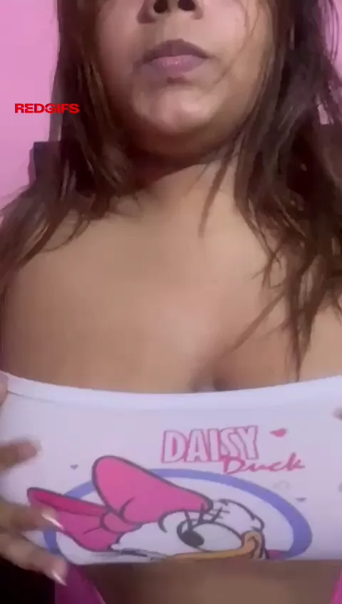Daisy Duck Slut Tease: Curvy Boobs Beg for Telegram Play @Pintura9