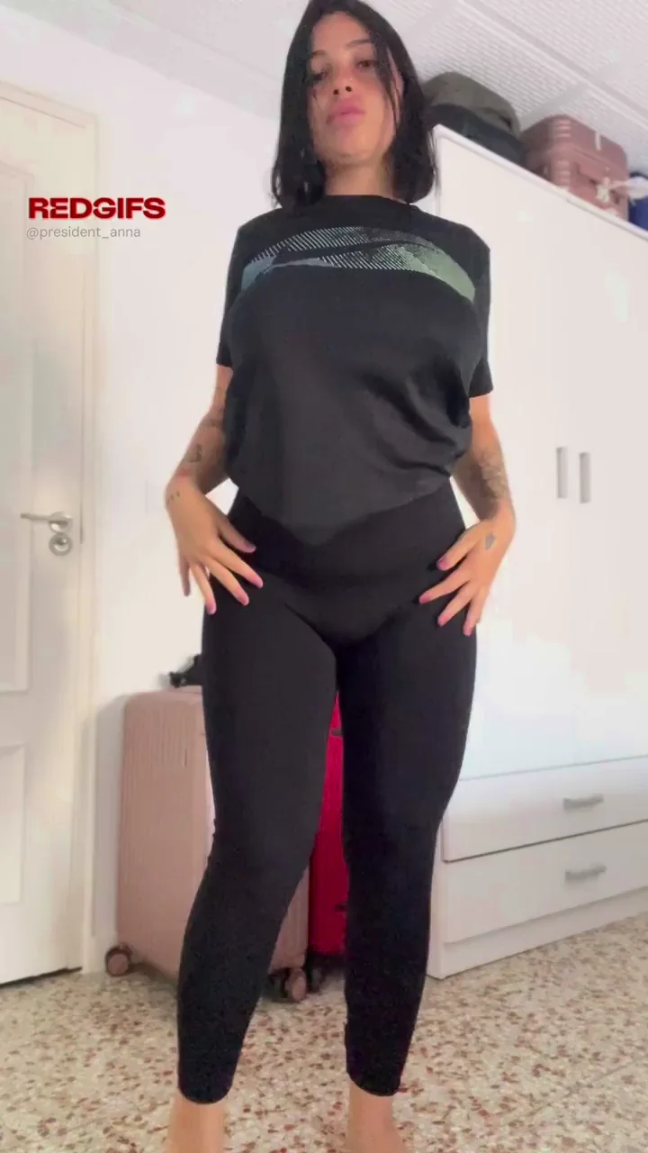 Stacked milkers ready to be sucked
