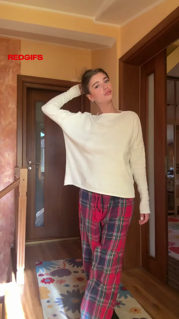 Quite Fuckable Teen's Ass 🍑🔥