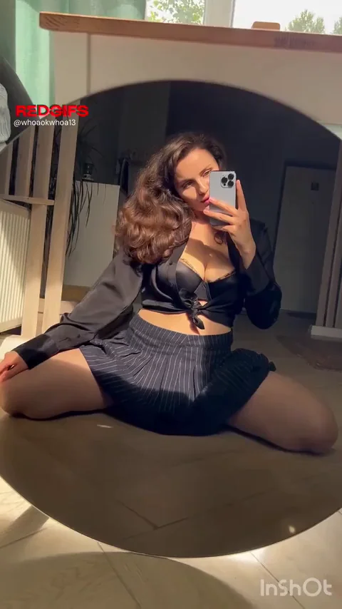 Wanna Strip Me Bare? 😈🔥