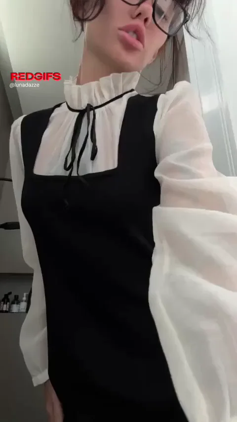 Cute Dress Tease Turns Naked Slut Show 😈👗➡️🔥