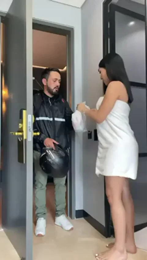 Not gay if you’re her