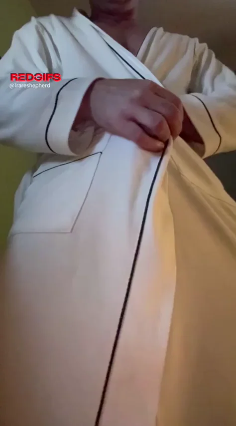50-Year-Old Daddy's Thick 8-Inch BWC Robe Reveal