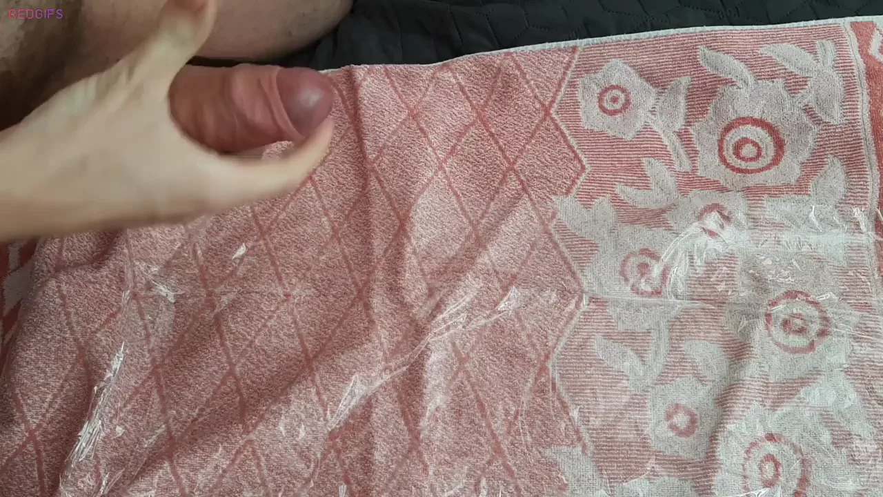 🍆 30yo Stud's Thick Uncut Cock Friday Jerk-Off Blast 💦