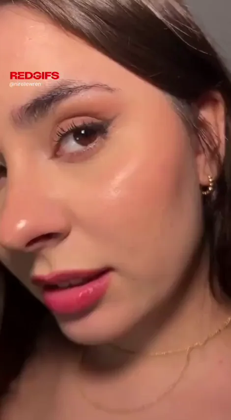 The busty girl you will fell in love with