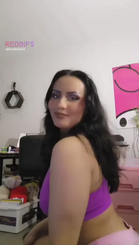Thicker than a Latina snickers