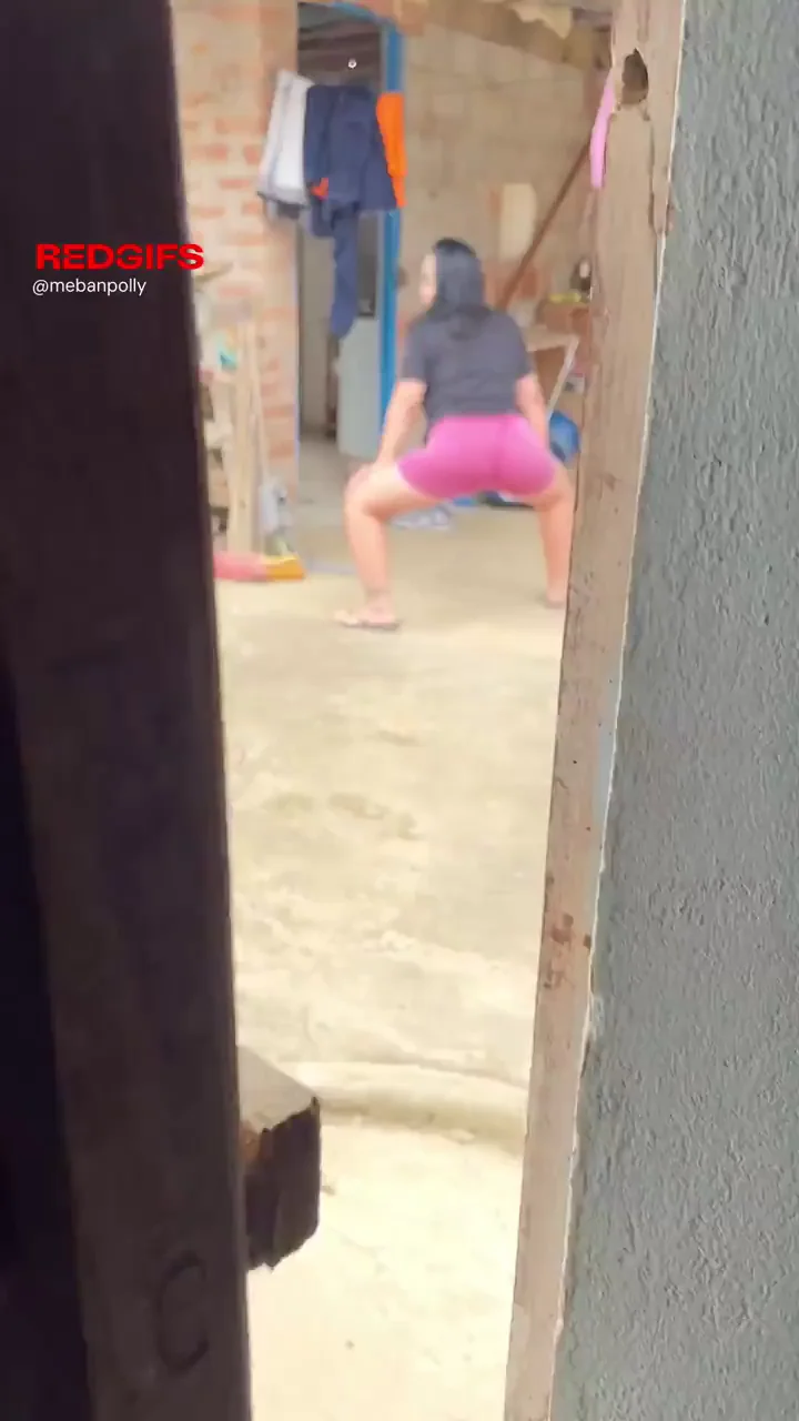 Do I look good from behind?