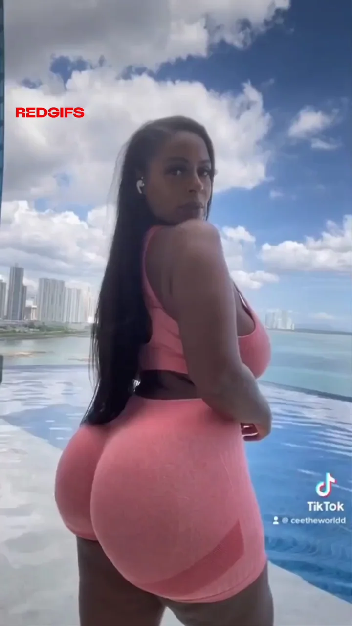Cee