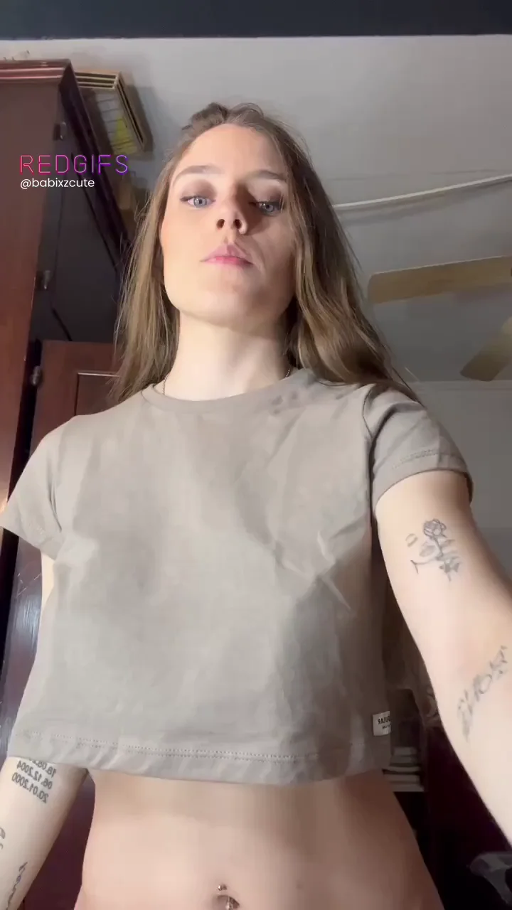 🔥 Natural Tits Never Go Outta Style! Teen Tease 💦