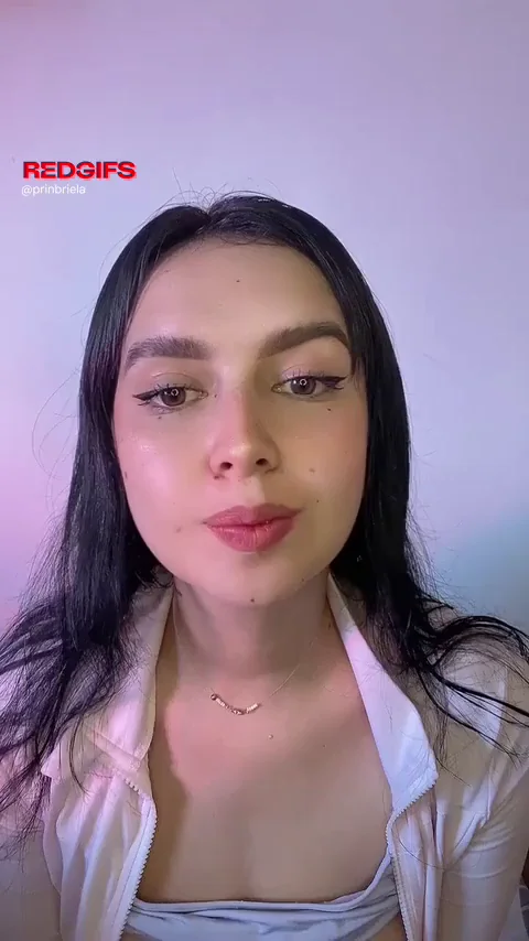 Earn my attention (reveal)