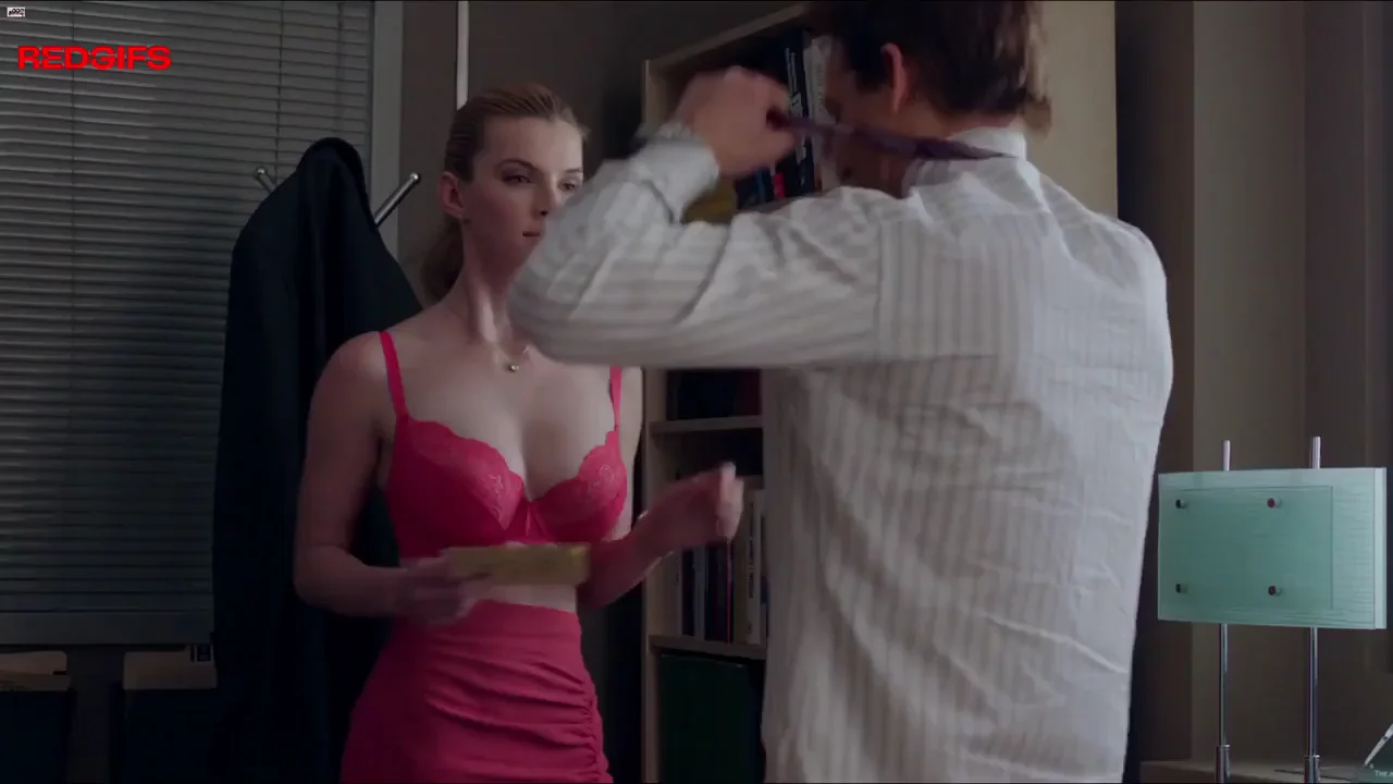 Betty Gilpin - Nurse Jackie: Season 5 (2013)