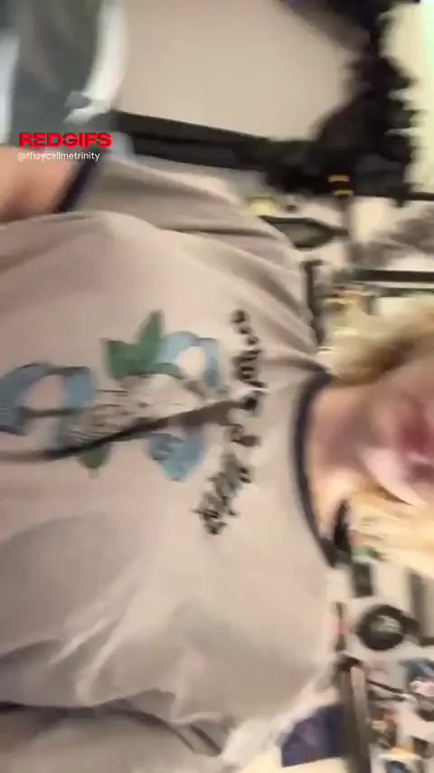 I'm trying to rizz you up with my tiddies