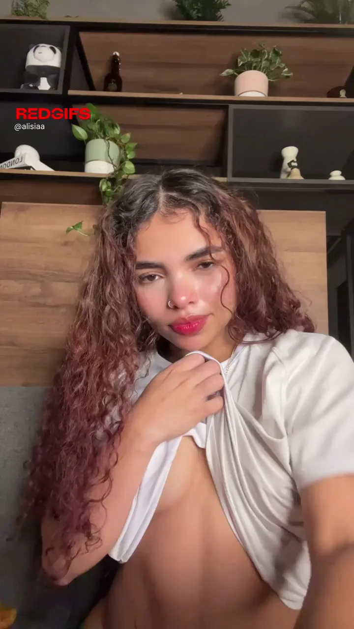 Bet Your Hands Crave These Massive Tits View 😘💦