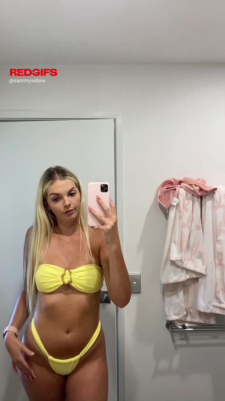 do u like a cute girl with tan lines