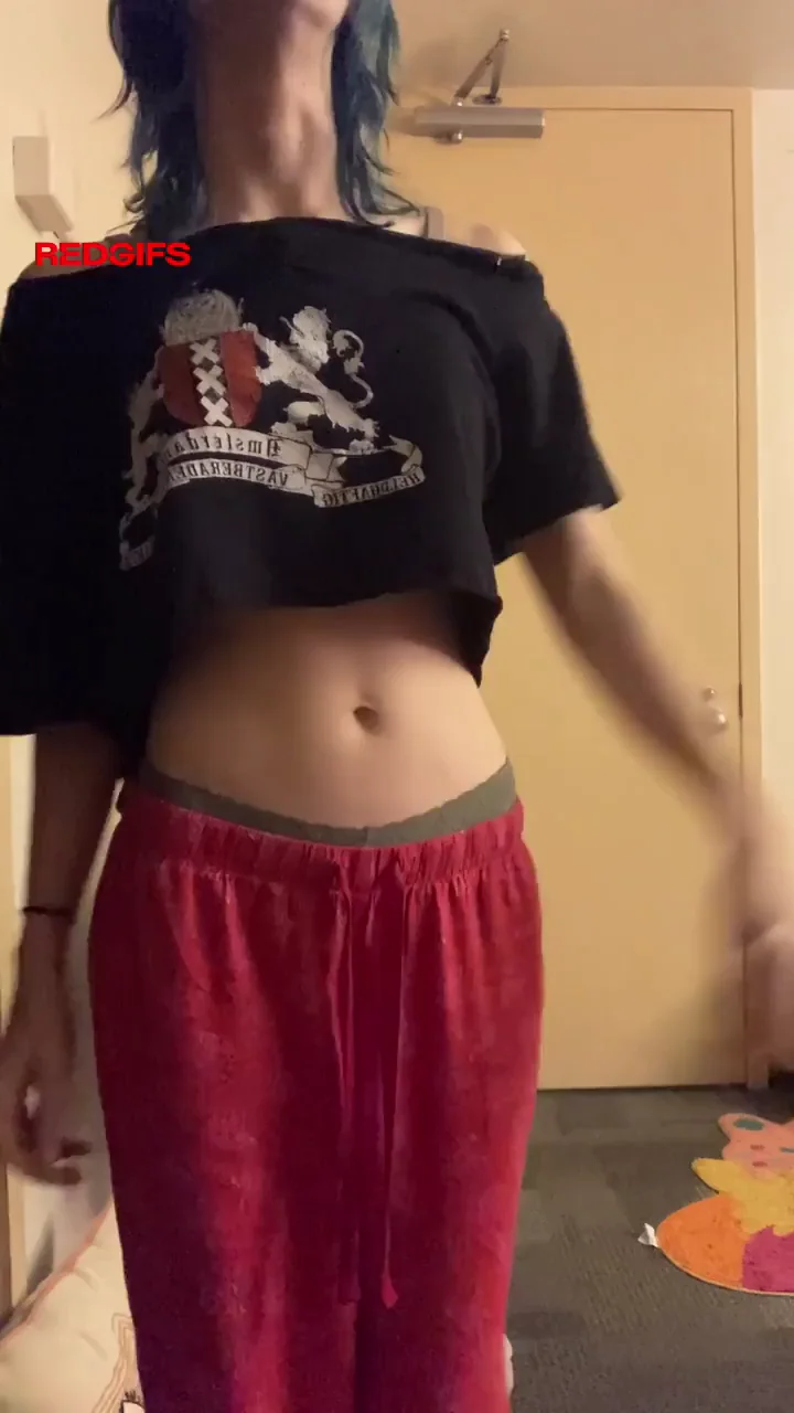 something to suck on 🍭 👅