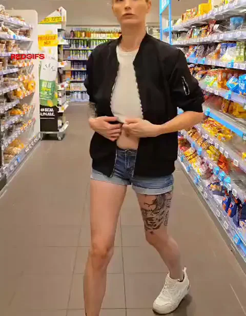 Shy Store Slut Flashes Her Massive MILF Tits 😈🍼