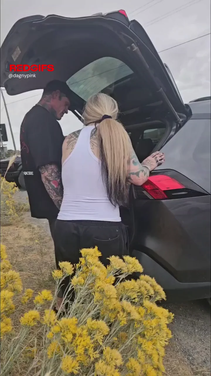 Parking Lot Pussy Pound: Tattooed MILF's Wild SUV Fuck