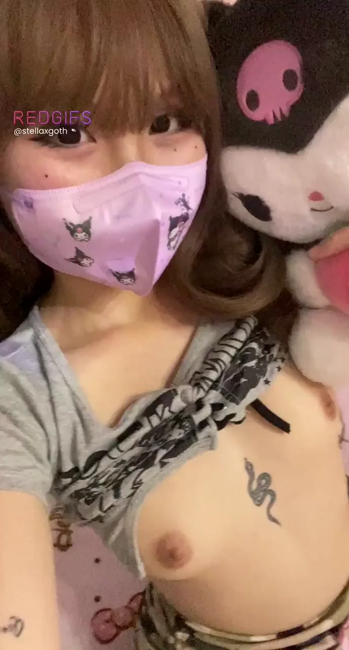 good girls wear no bra everyday.. where's my reward :3
