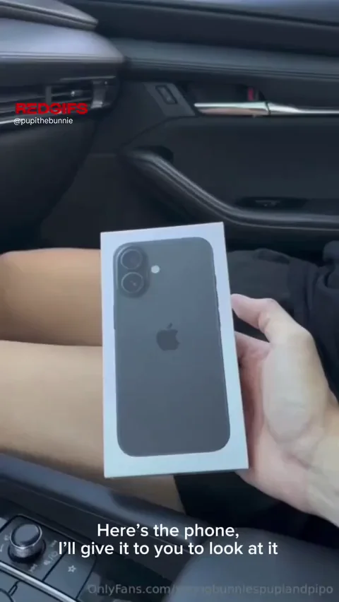 🍑 New iPhone for This Juicy Latina Ass Ride 💦