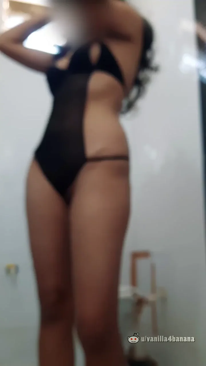 Wet pussy makes me do things I'd never do otherwise