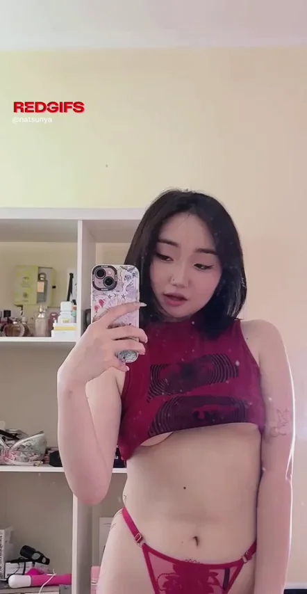 Petite Asian Cutie Begs for Rough Pounding 😈🍑
