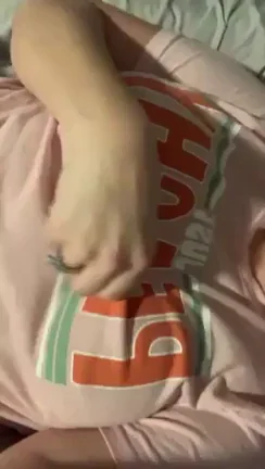 Chilly Midwest Night: Warm My Juicy Tits Up? 🔥🍑 [F]