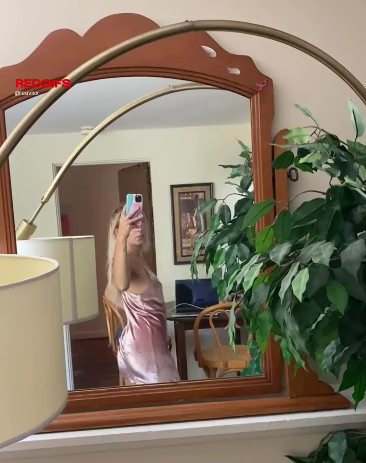 Petite Blonde Slut's No-Panty Date Prep 💋🍑