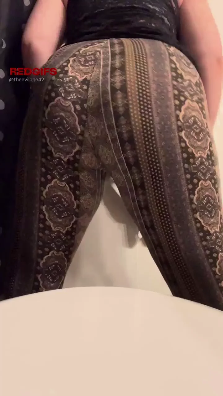 🍑 Obsessed with My Jiggly Fat Ass Shaking Wild 🔥