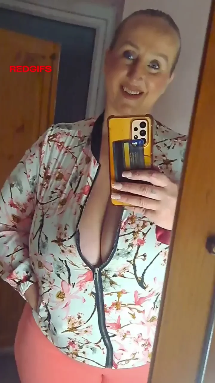 Do you want a taste of this chubby mommy Y or N?