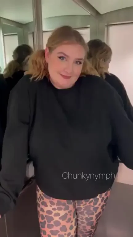 Elevator Tease: Chunks of ChunkyMymph's Massive Jugs 🍈🍈💦